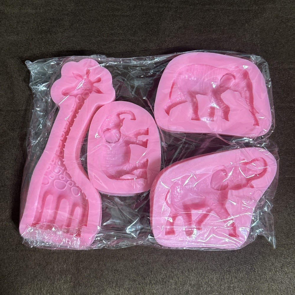 4 Piece Silicone Mold Giraffe Elephant