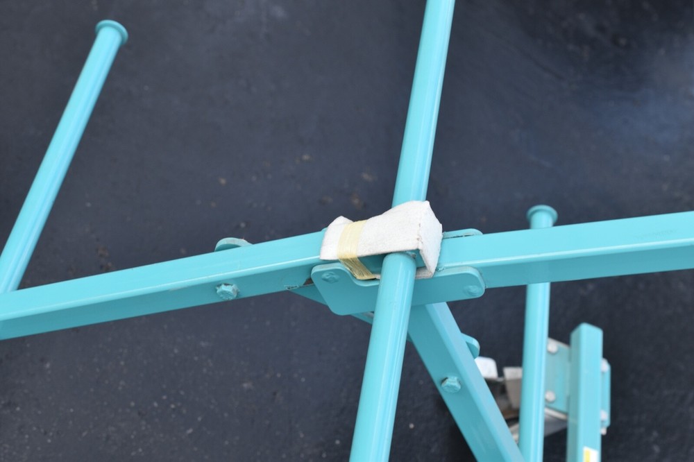 Sea wire reel caddy mobile on wheels