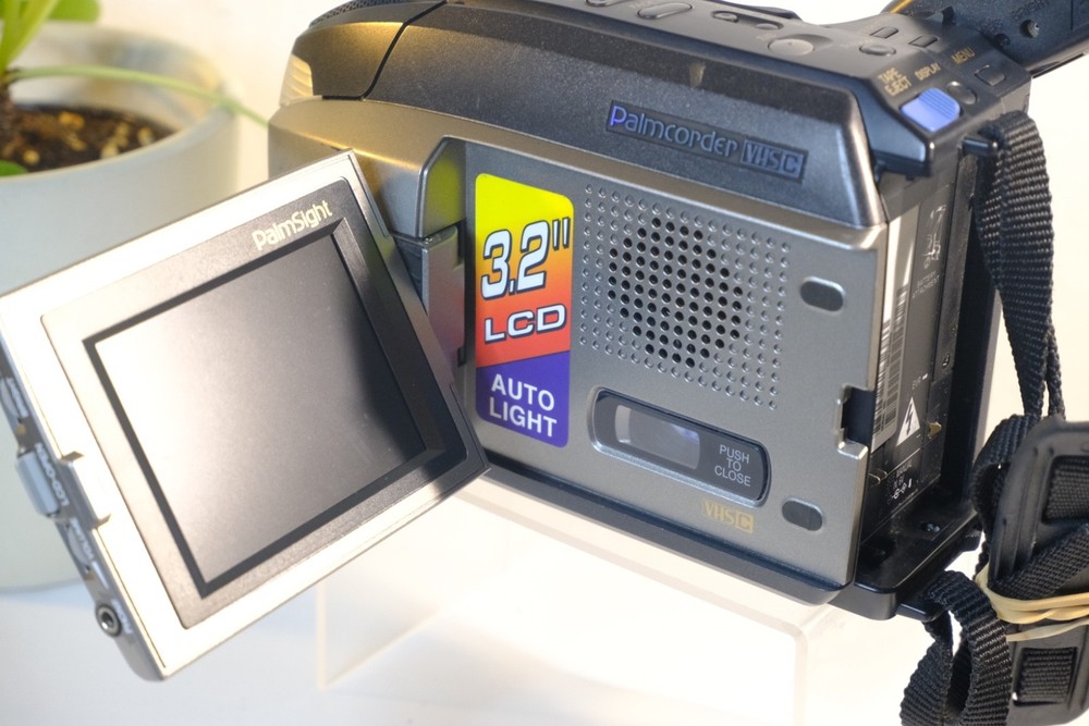 Panasonic Palmcorder VHS-C PV-L678 Video Camera Player UNTESTED