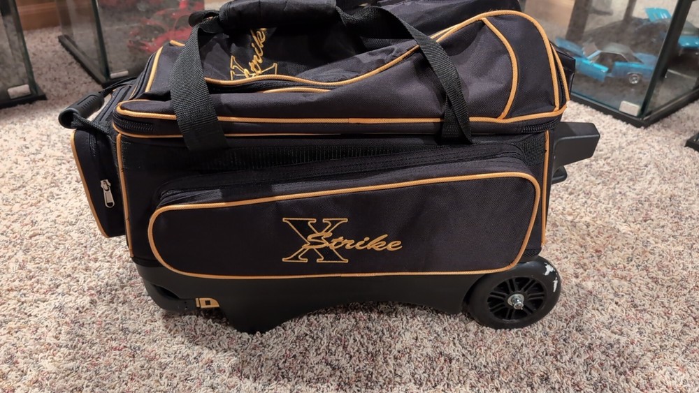 X STRIKE 2 BALL BOWLING BAG (( Read))