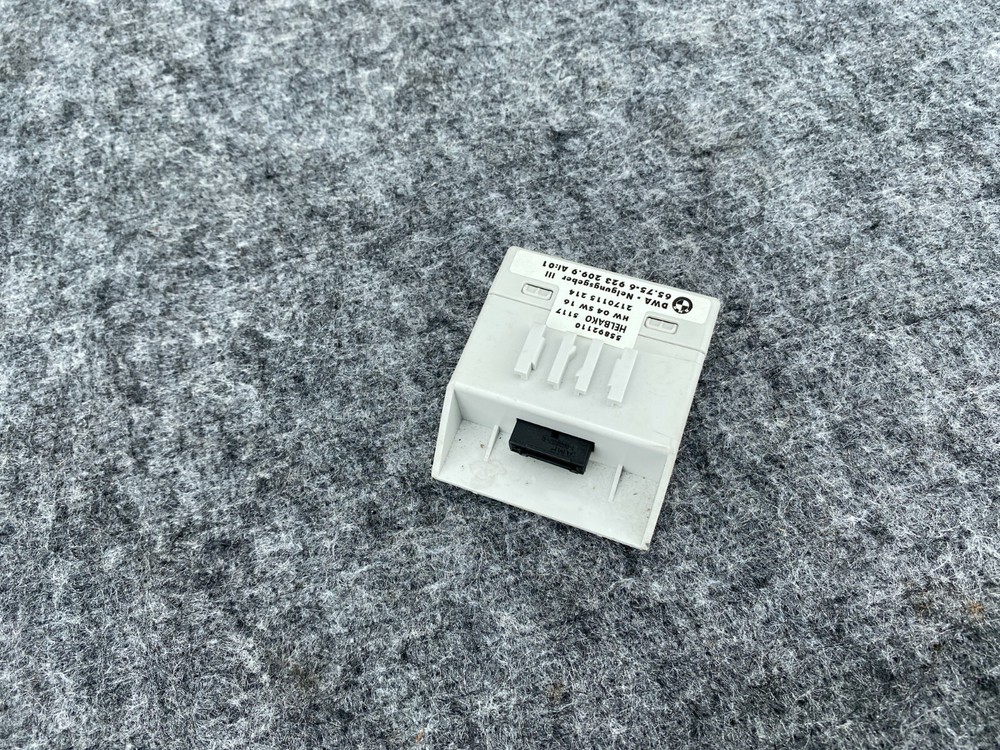 ALARM SENSOR CONTROL MODULE 6923209  L322 RANGE ROVER HSE OEM (03-05)