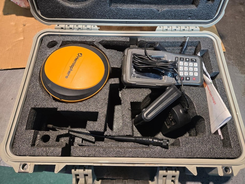 Hemisphere S631 GNSS GPS SURVEYOR Package