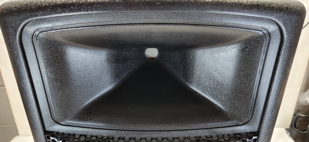 Harbinger APS12 Active Powered Speaker with Built-In Equalizer.