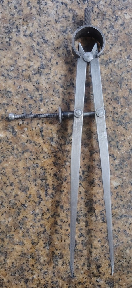 🗽 VINTAGE 8" DIVIDER