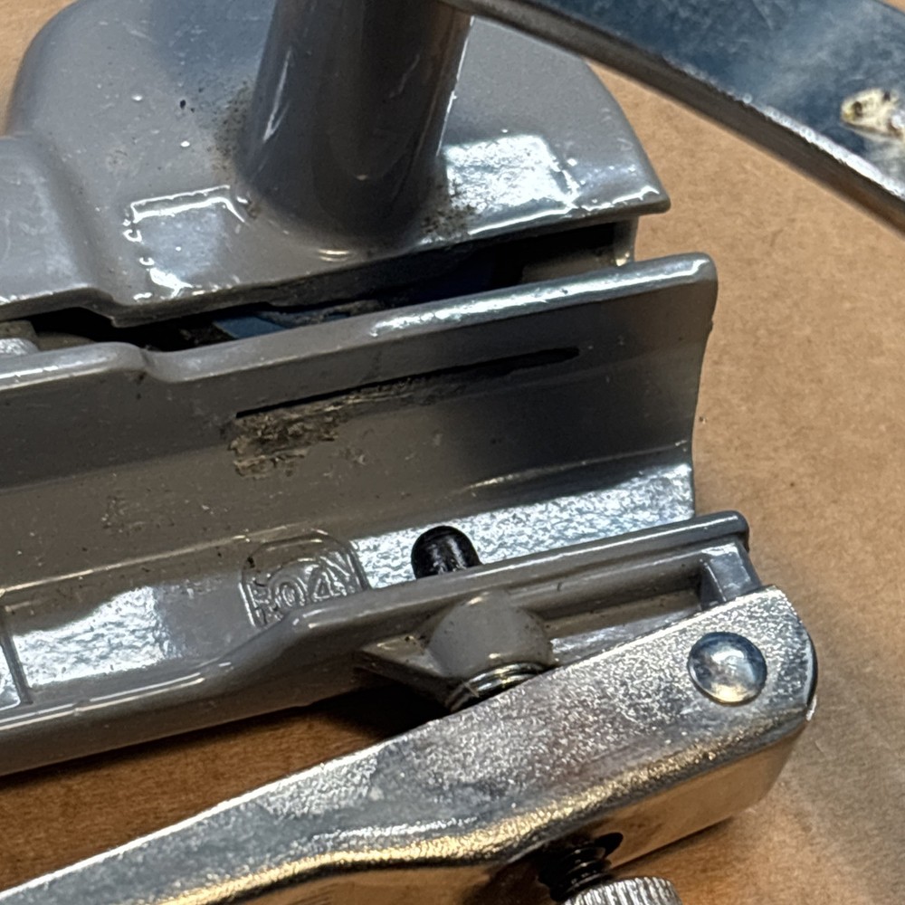 AFC CABLE SYSTEMS Armored Cable Cutter