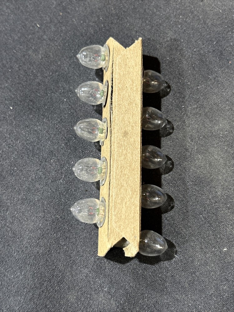 10 Sylvania PR3 Miniature Lamp Bulbs (SP105)