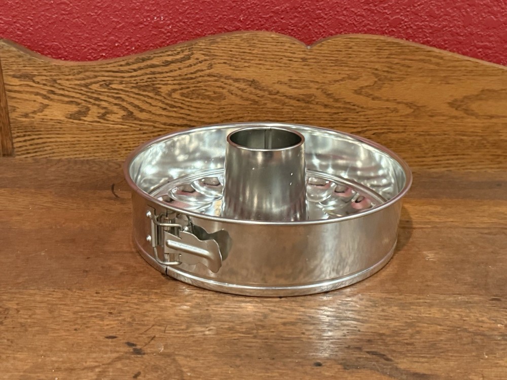 Springform Cake Baking Pan Bakeware Made in Germany 10 1/4”