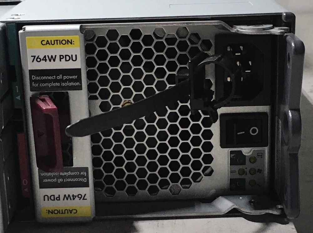 HP 3PARA-SV1009 24-Bay Storage Array w/ 3PAR 7200 Controllers *READ DESCRIPTION*