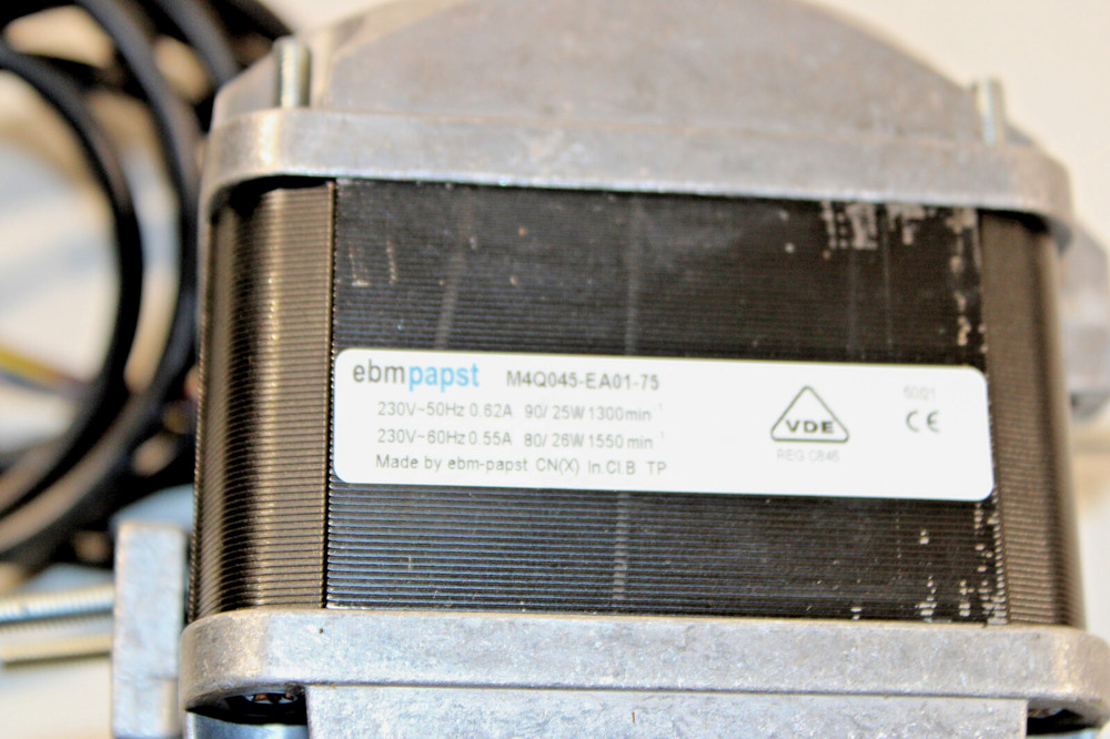 Ebmpapst M4Q045-EA01-75 Motor NEW