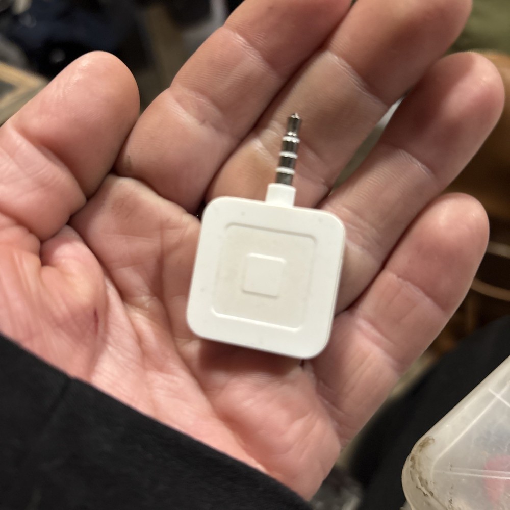 Square Reader Mobile Credit Card Reader for iPhone Android White