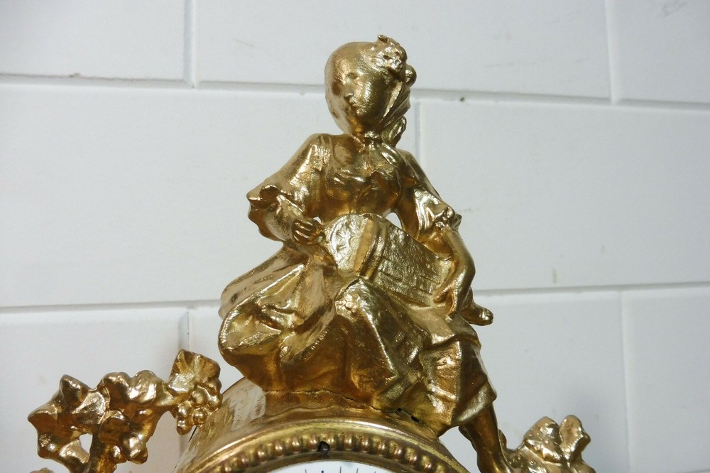 Old Mantel Clock Table Clock Shelf Mantel