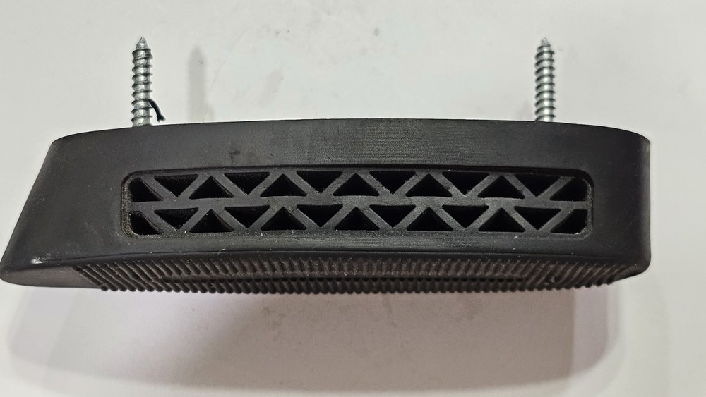 Knight Disc Inline Muzzleloader Rifle Buttpad With Screws (N)