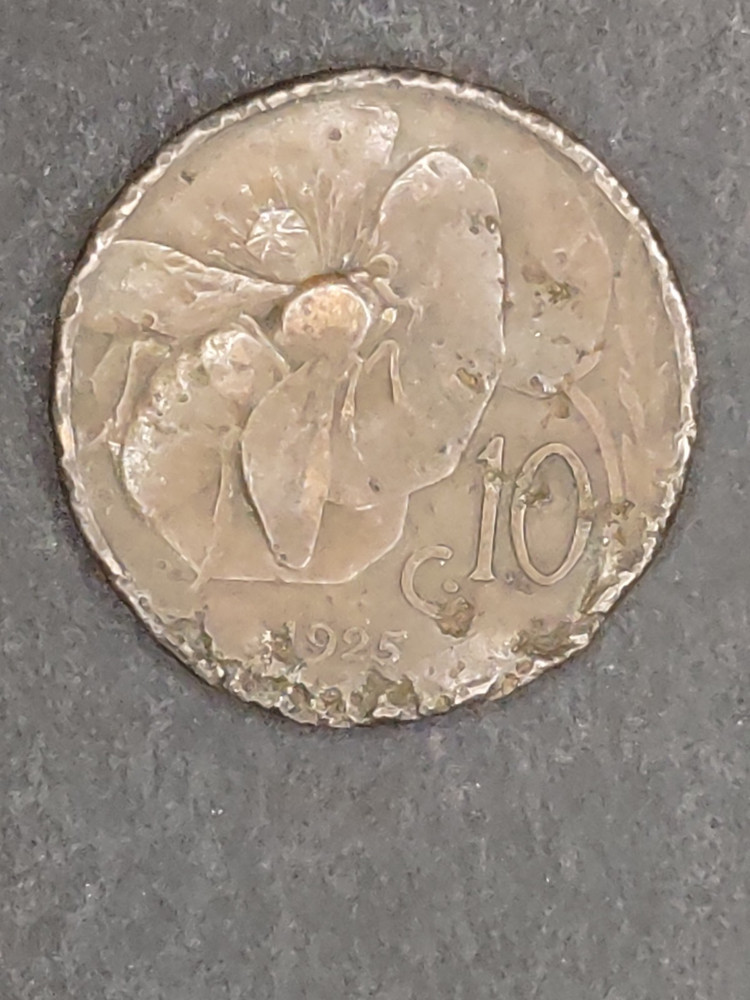 Italy 10 Centesimi coin 1925