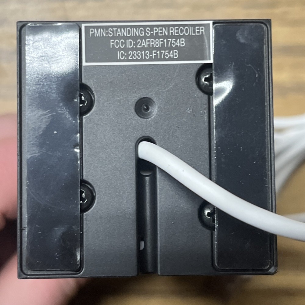 InVue Standing S-Pen Recoiler