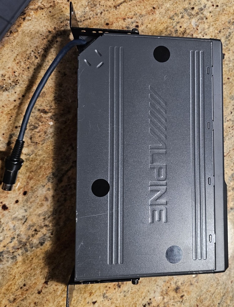 ALPINE CD Shuttle 6D Compact Disc Changer CHM-S630 w 6 Disc Magazine UNTESTED