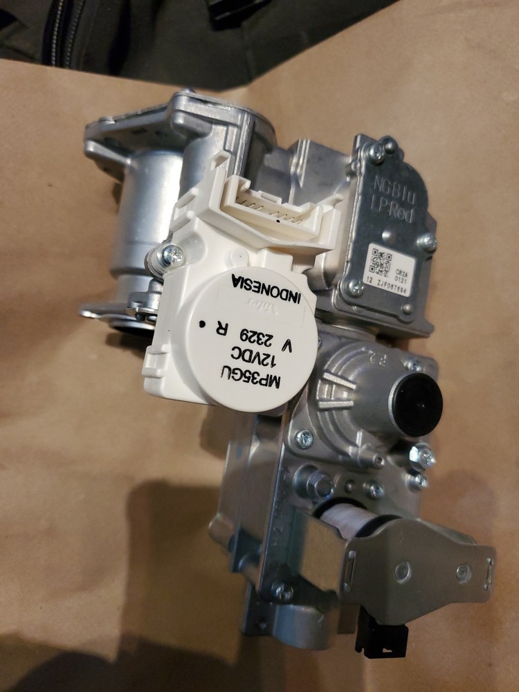 106000117 Rinnai Gas Valve Assembly C82a0121