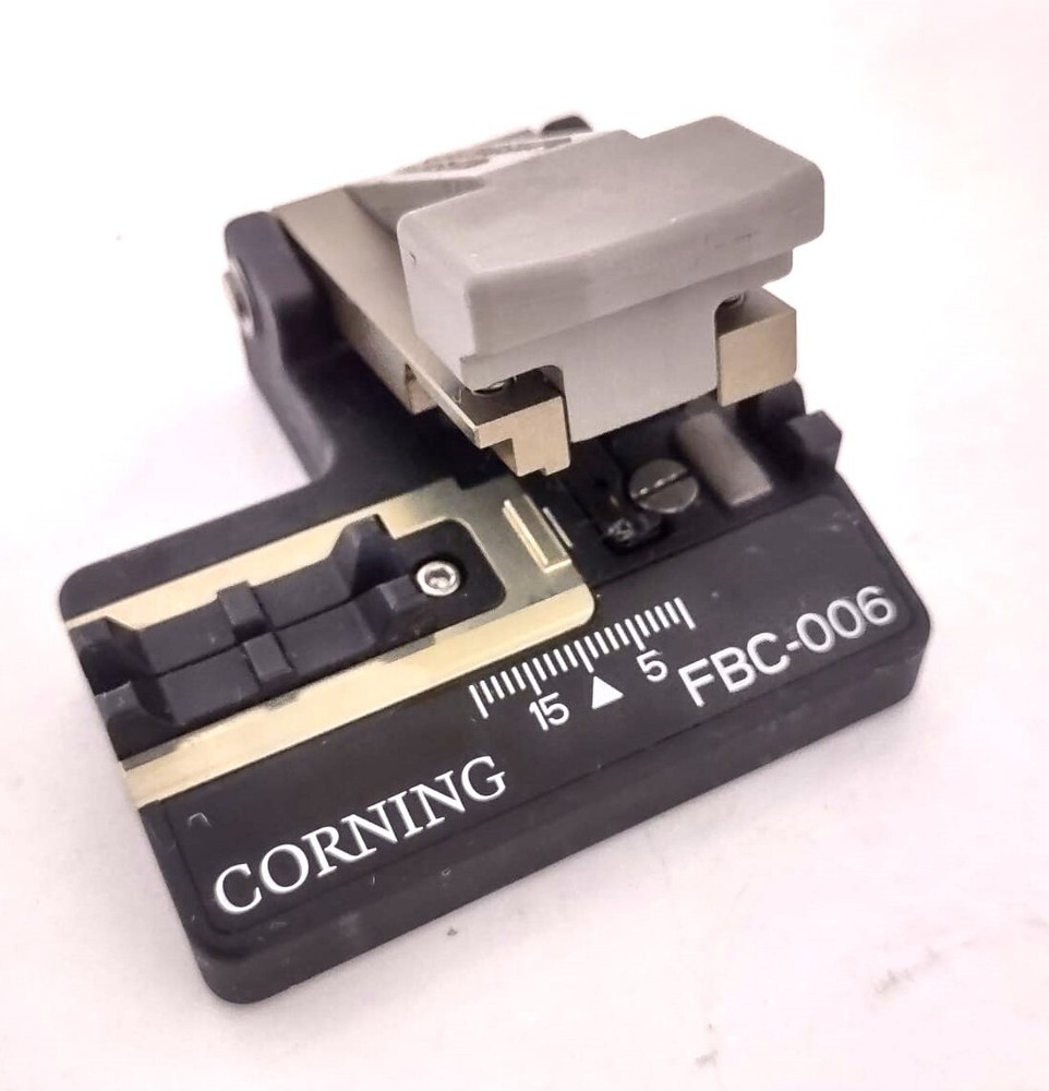 CORNING CABLE SYSTEM FBC-006 PRECISION FIBER CUTTER CLEAVER SLOWLY LANGSAM TRE