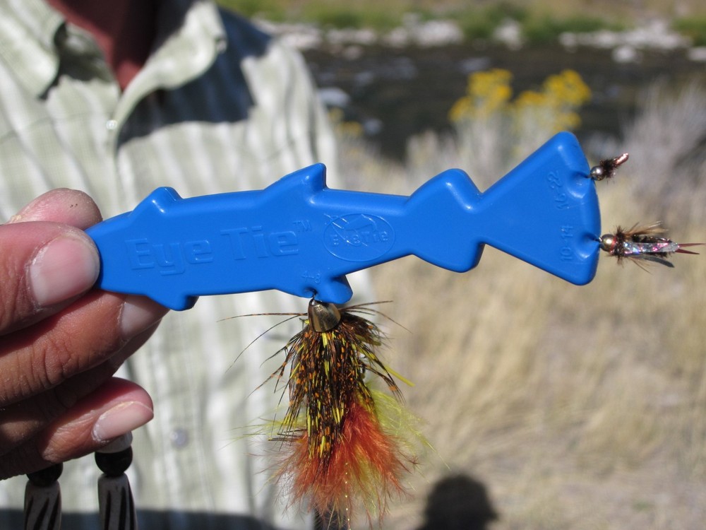 Eye Tie Fly Threader