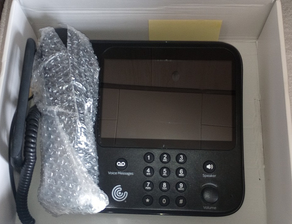 Caption Call Model #78T Touch Screen Desk Phone MAC 4865EE290533