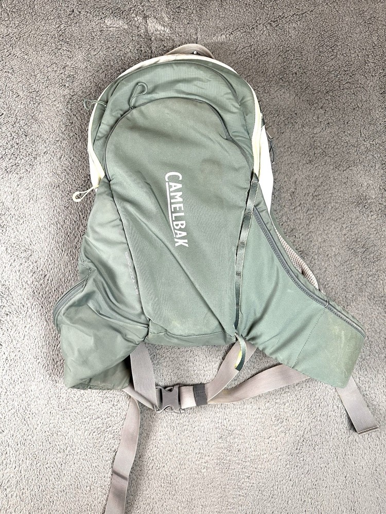 CamelBak Sequoia 22 Green Hydration Pack W Bladder