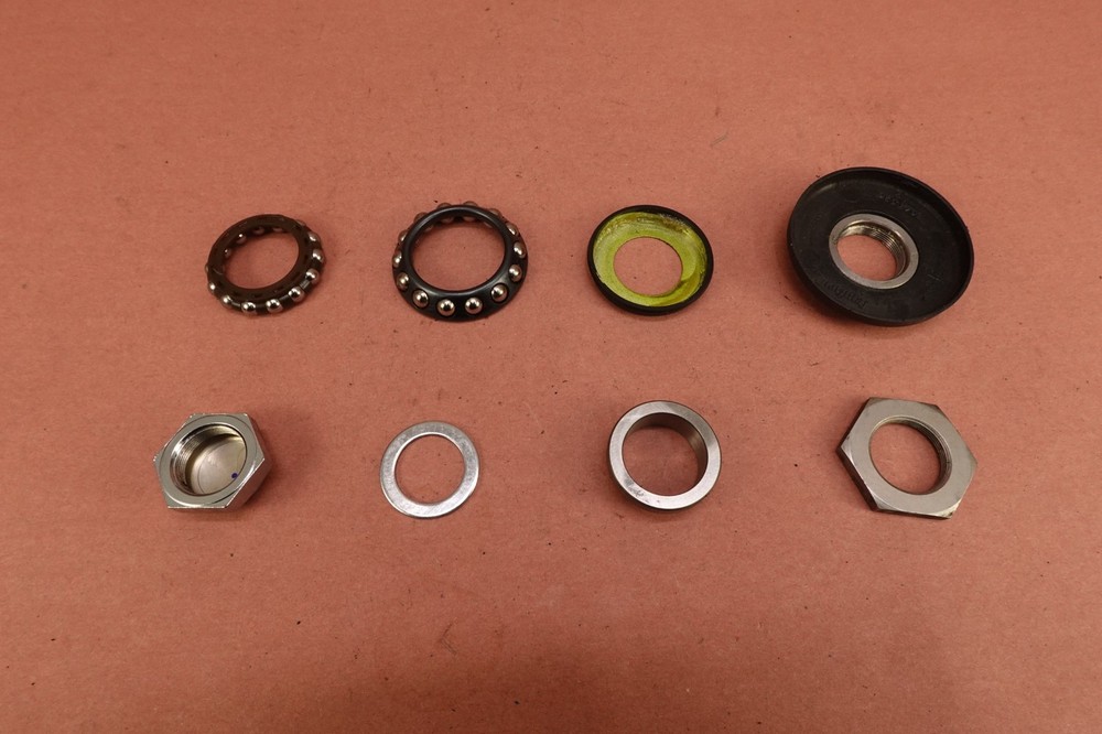 2014 11-17 Triumph SPEEDMASTER Triple Tree Steering Nut