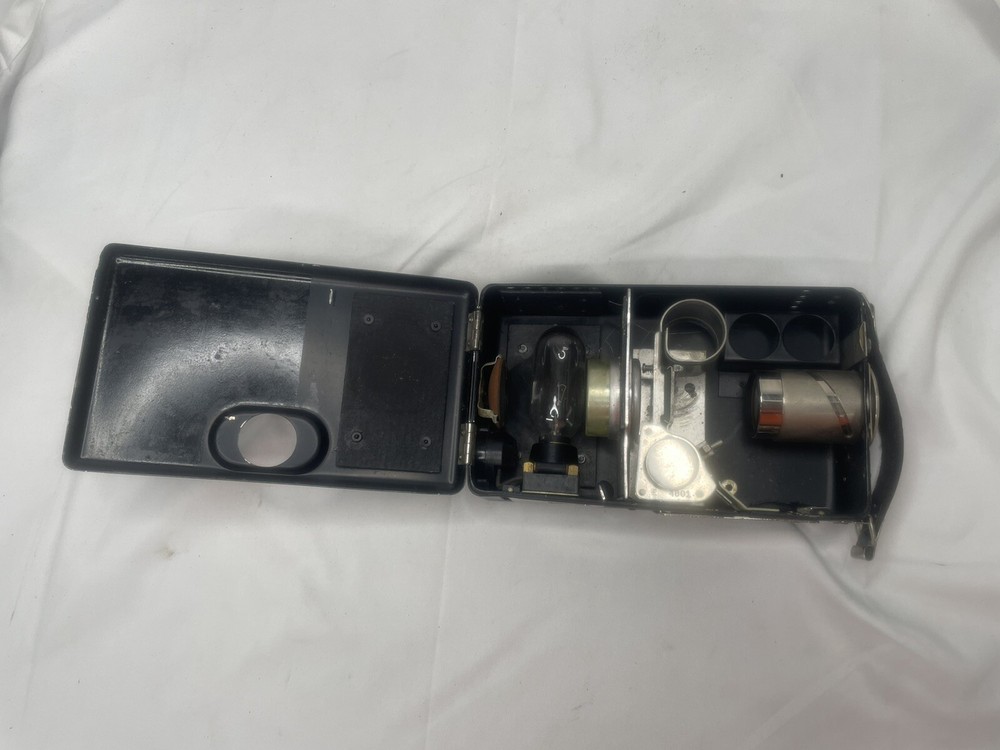 Vintage SVE JAM HANDY POCKET EXPLAINER PROJECTOR w CASE