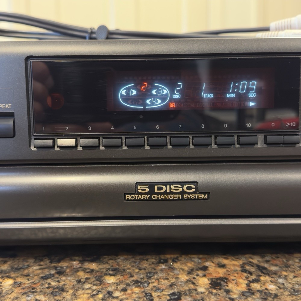 TECHNICS SL-PD888 5 Compact Disc Changer MASH CD Player 30 Day Guarantee