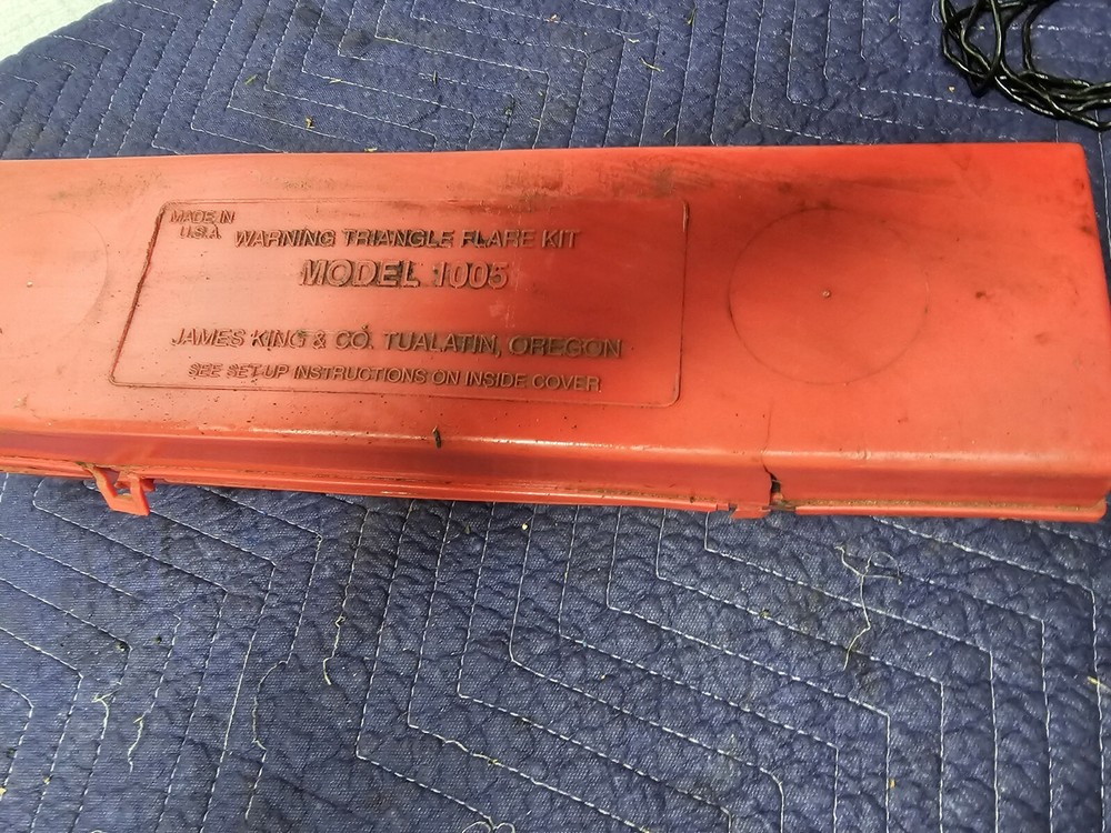 Cortina Strato Flare 219 Emergency Warning Triangle Flare Kit