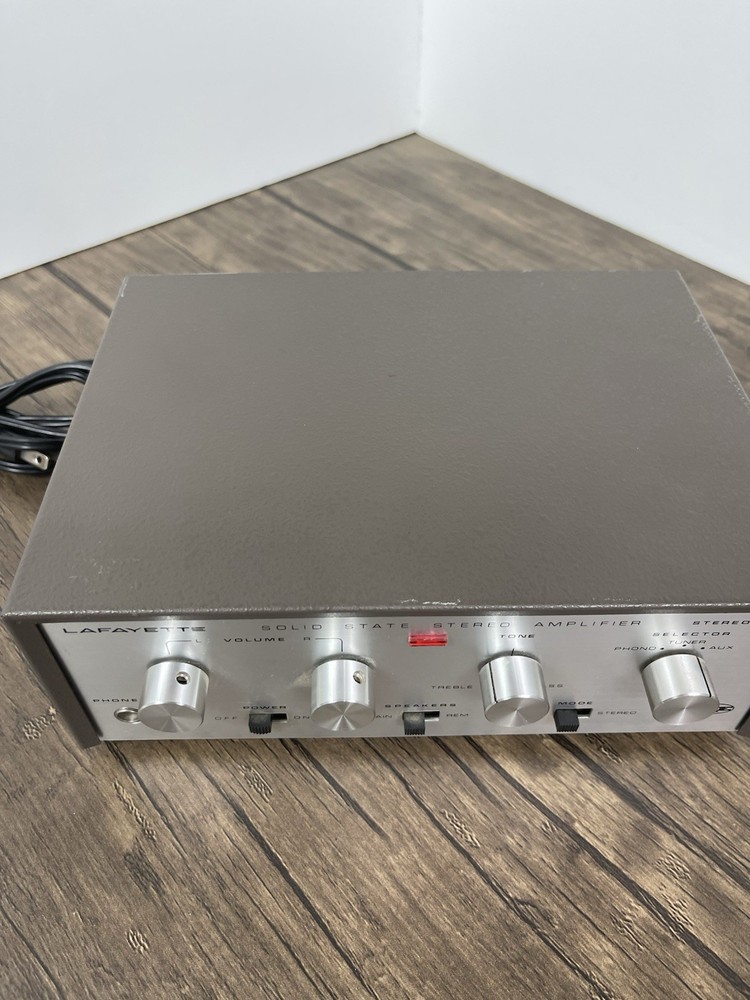 VTG Lafayette Stereo 10BCompact Solid State Bookshelf Stereo Amplifier~Nice