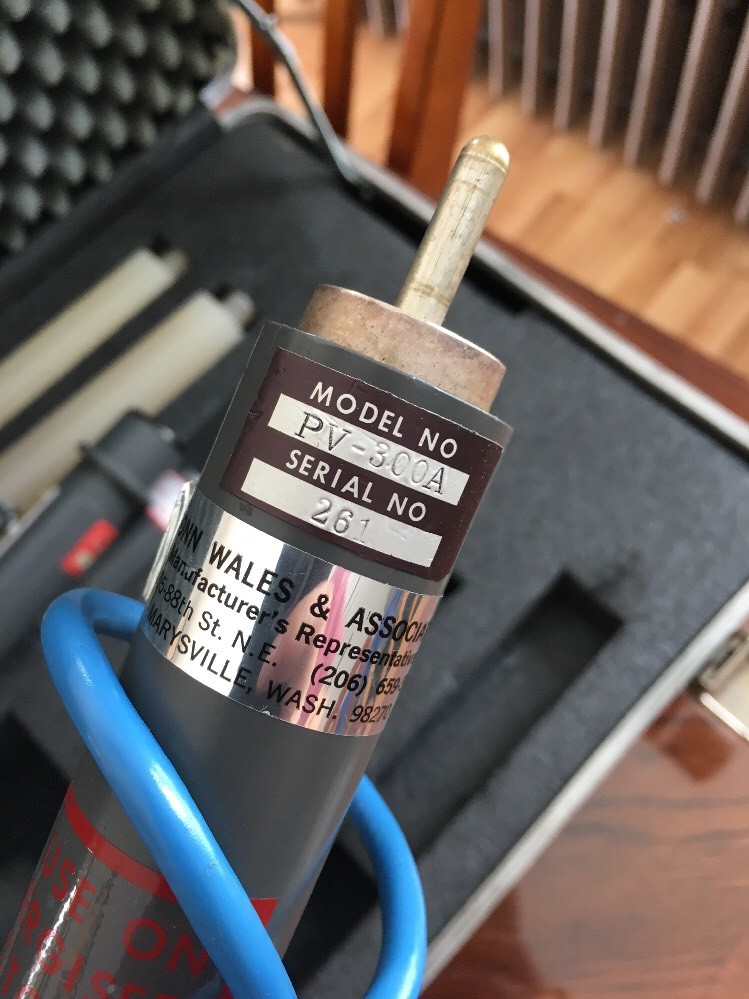 Clantech Hot Phasing Set for High Voltage, Voltage Detector Model PV100A