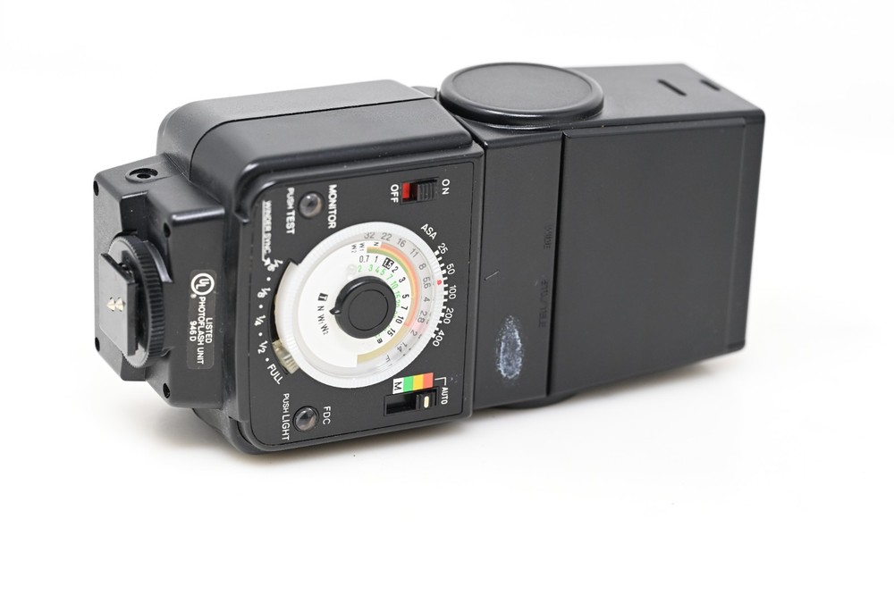 Minolta Auto 320X Flash #B138