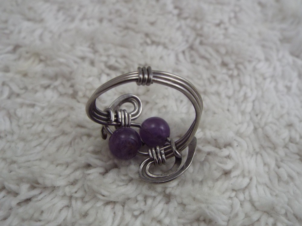 Silvertone Amethyst Bead Ring ~ Size 6 (K5)