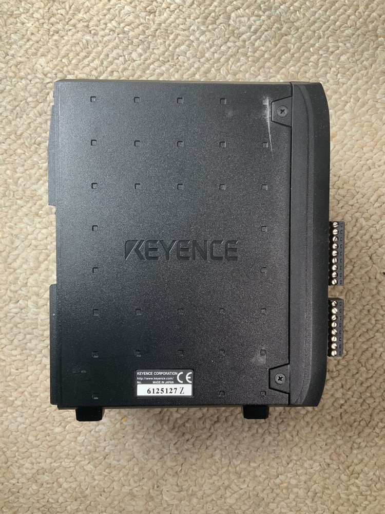 Keyence CV-3502P Mega Digital
