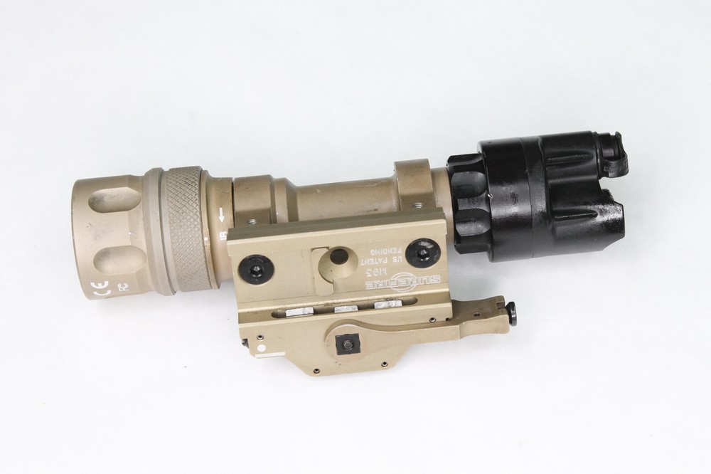 Surefire M952-V Tactical Flashlight with KM3 Vampire LED IR Head QUALITY .