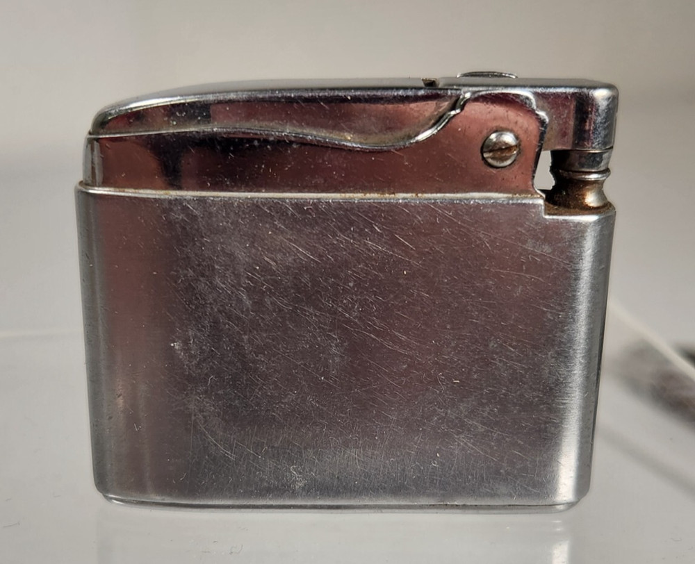 Ronson Adonis Silver USA Engraved Lighter (7J)