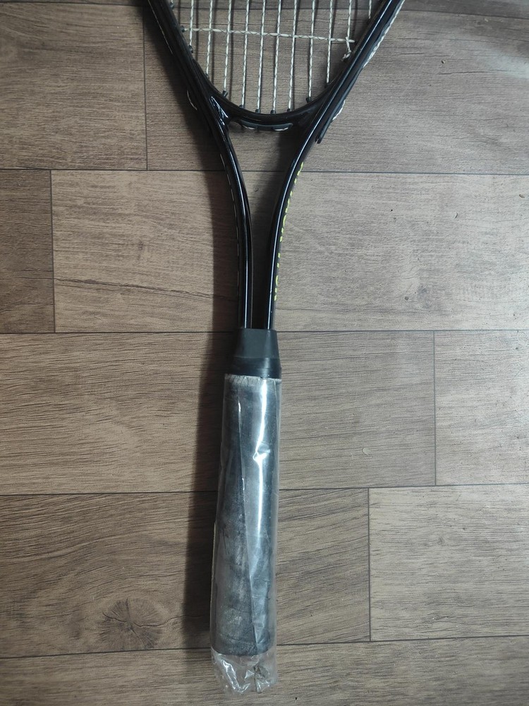 Nivia attack Ti Squash Racquet, Junior-Lime/Black