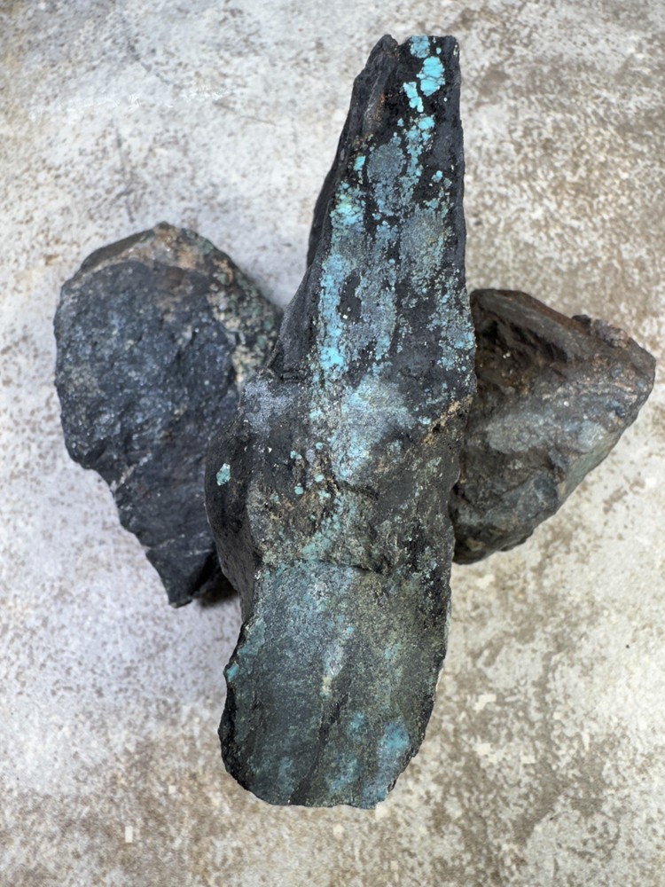 Natural Hubei turquoise nuggets