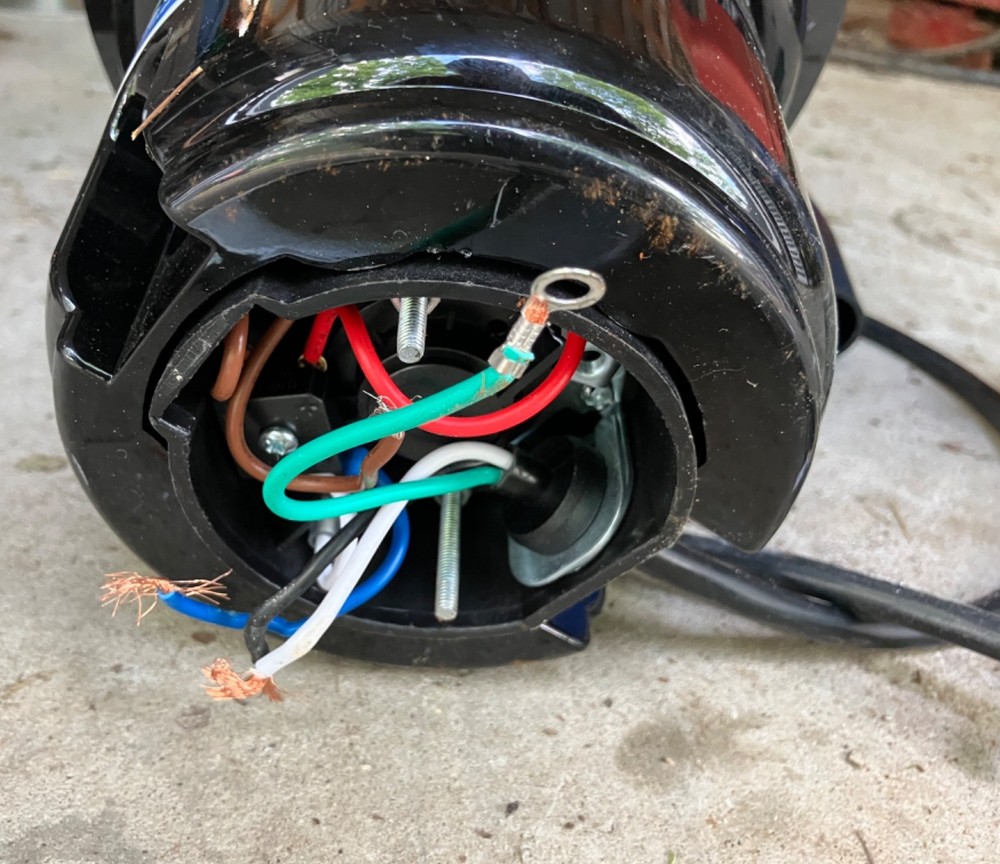 Eco Logic 1.25 HP Continuous Feed Garbage Disposal