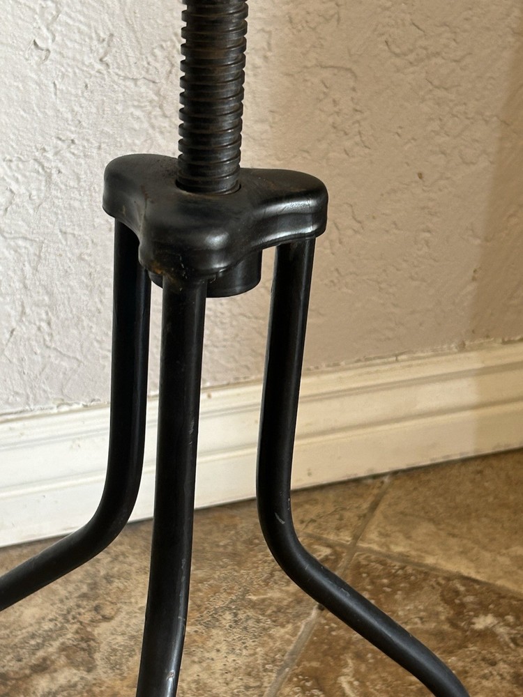 ADJUSTABLE THREE LEGGED SWIVEL FACTORY COUNTER HEIGHT STOOL