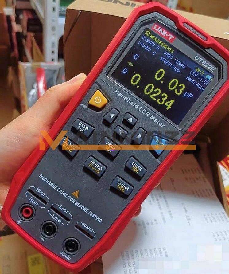 1PCS NEW UNI-T UT622E Handheld LCR Meter