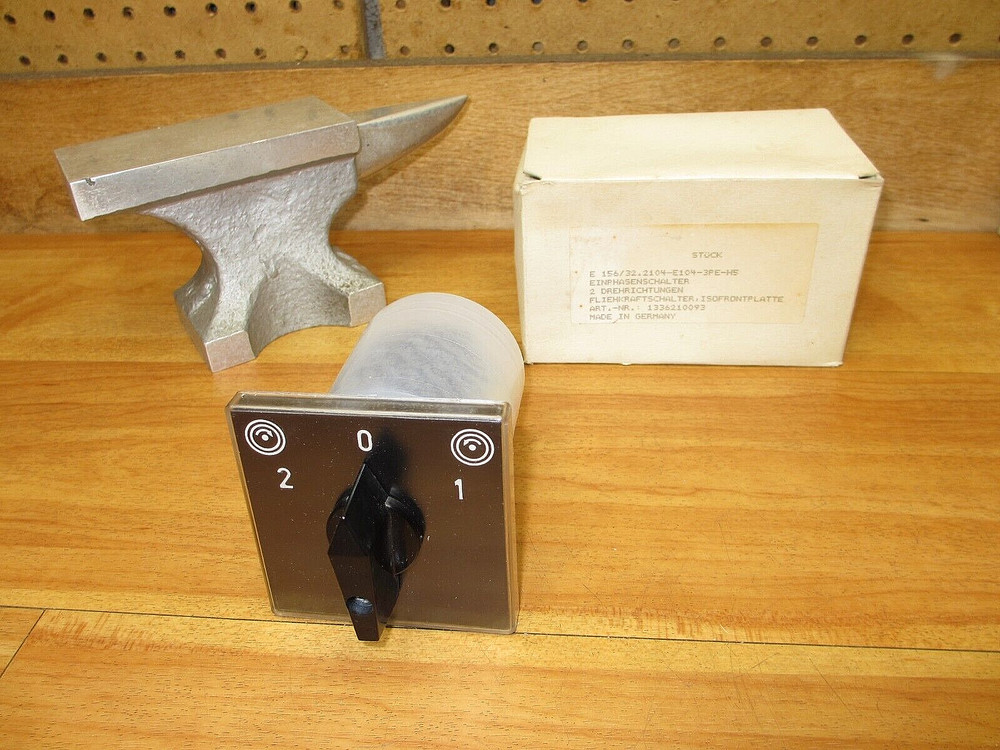 Merz 1336210093 *NEW* Single Phase Switch Motor Control