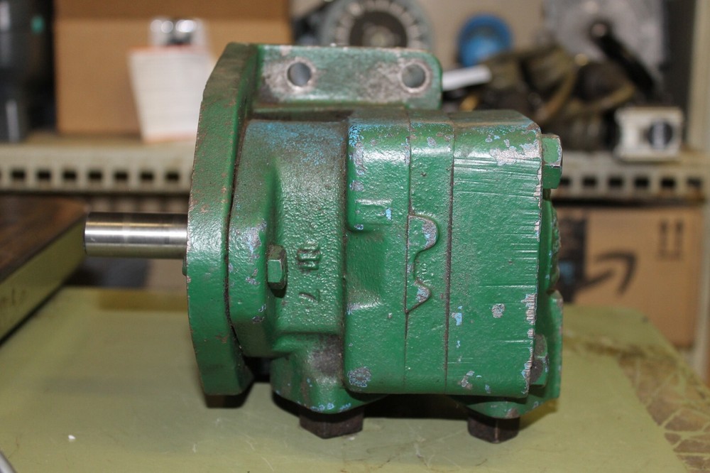 Vickers V21051A 12S214 Vane Pump OEM