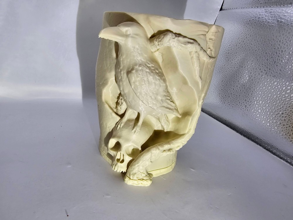 "The Raven's Rest" Planter