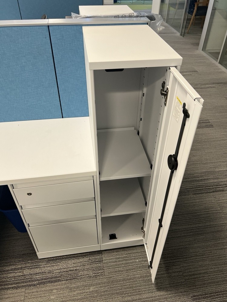 Steelcase Answer 6 x 6 cubicles