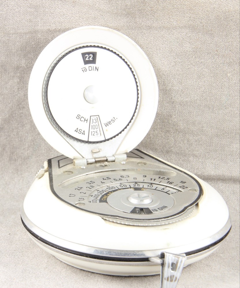 Bertram Chrostar Light Meter, Please Read