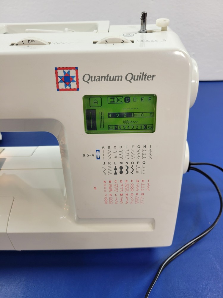 Nice Singer 7380 Quantum Quilter Sewing Machine SERVICED!