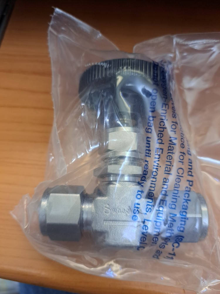 Swagelok SS-1RS8   1/2" Regulating stem needle valve
