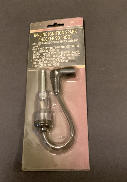 04445 In-line Ignition Spark 90° Checker Boot