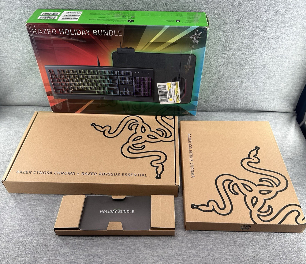 RAZOR - Cynosa Chroma Holiday Bundle