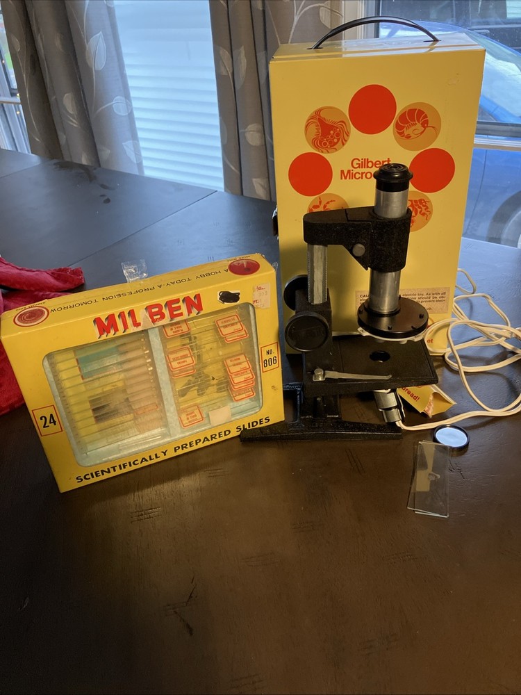 Gilbert Microcraft Microscope With Storage Box. With 24 Scientific Slides